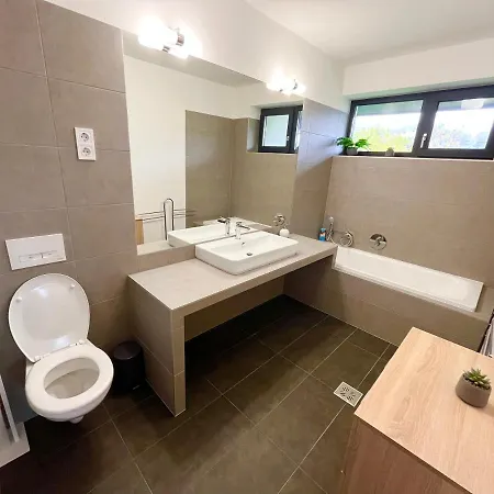 Luxury Rosemary With Free Parking In Apartament *