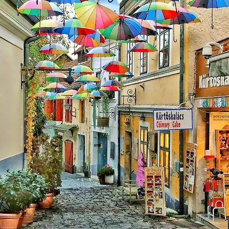 Luxury Rosemary With Free Parking In * Szentendre