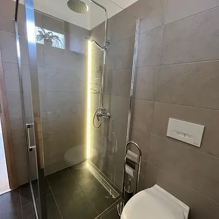Luxury Rosemary With Free Parking In Apartament Szentendre